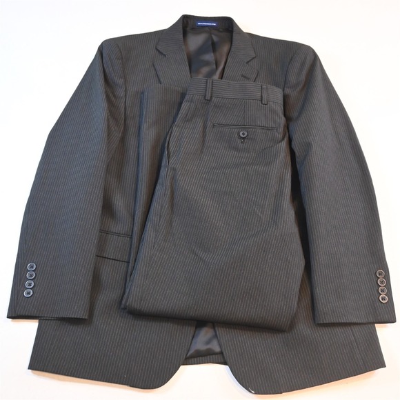 NEW Stafford 42R 34x30 Gray Striped Mens Jacket Pants Suit